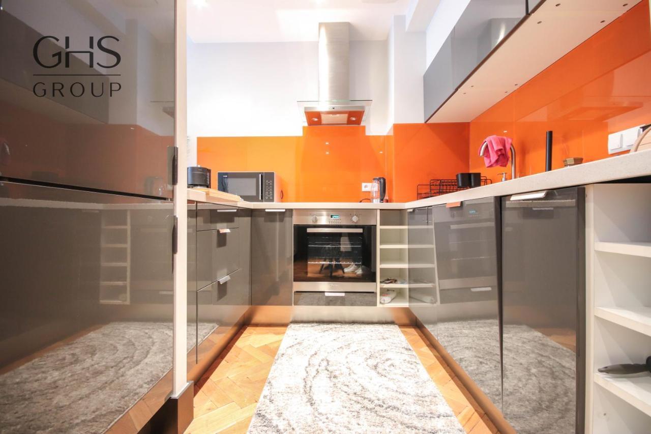Piekny Apartament W Centrum Miasta, Zamek Wawelski Cracovia Esterno foto